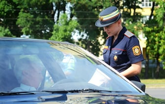 ГАИ на 4 дня отправила патрули к магазинам по всей Беларуси. Когда пройдёт «обмен нарядами ДПС»?