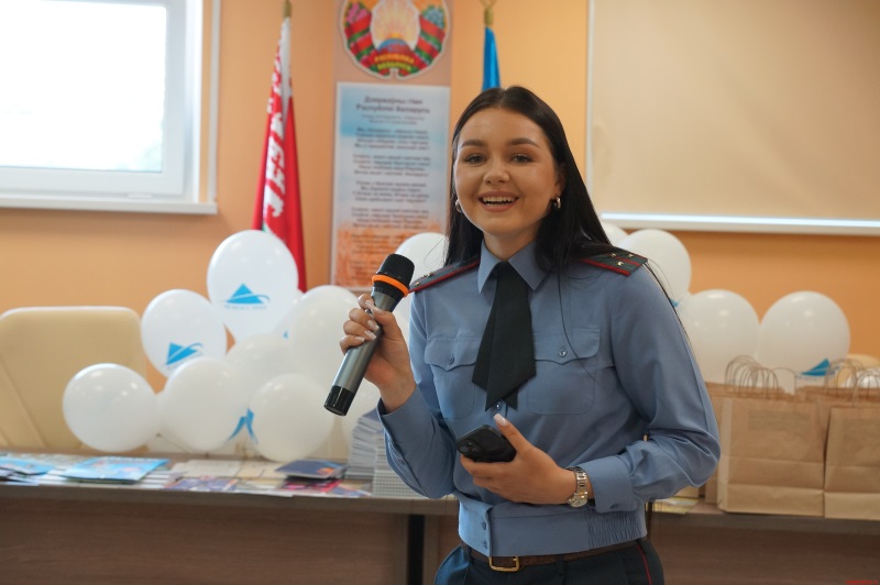 В Бресте «Зайка» и «Лев» посетили ребят в детской областной больнице