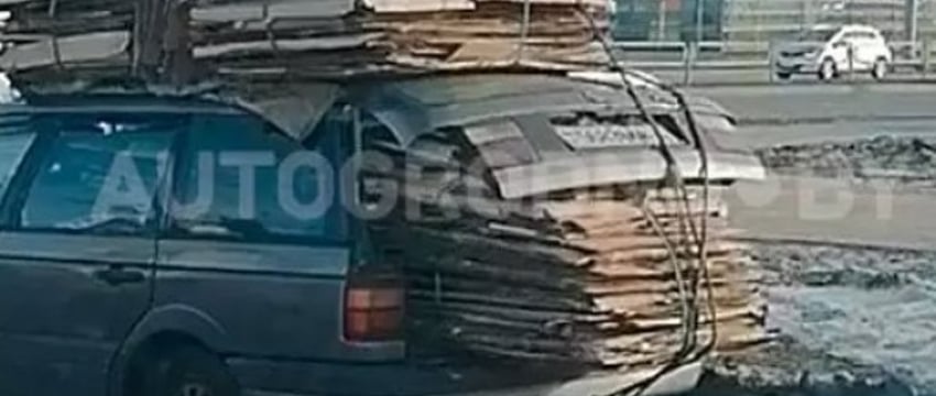«Когда в школе сказали сдать макулатуру». Смотрите видео, как Passat B3 возил по Гродно гору картона