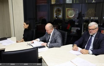 Администрация Лукашенко готовит директиву по реализации “основ идеологии белорусского государства”