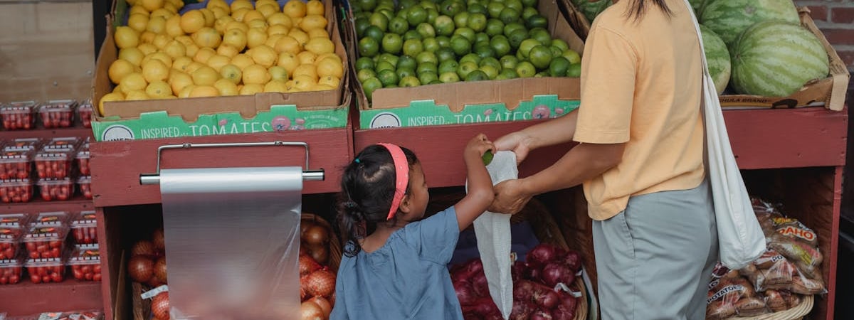 Штраф до 4000 рублей. Юрист рассказал, когда за продажу б/у товаров к белорусам нагрянет налоговая