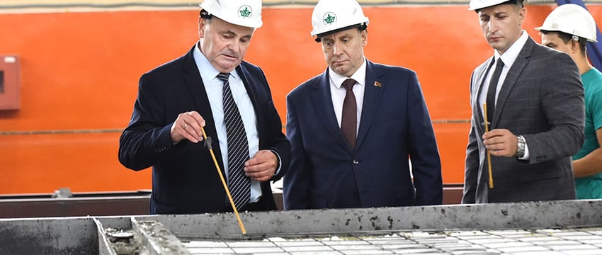 Помощник Президента встретился в Гомеле с работниками ДСК