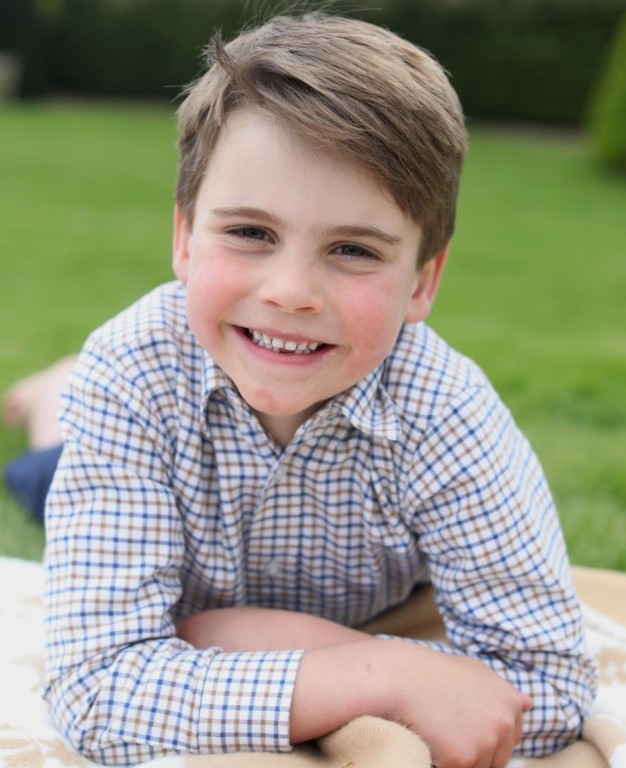 Британская принцесса Шарлотта отпраздновала день рождения