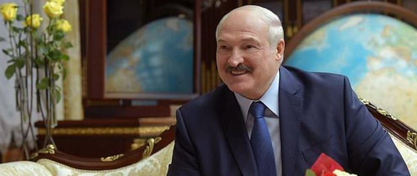 Лукашенко заявил, что вел переговоры с западными странами и те завидуют белорусам