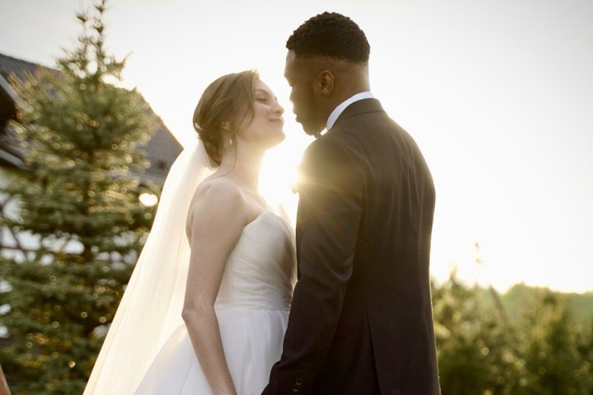 В один день сбылись сразу две мечты — белоруска вышла замуж и увидела северное сияние