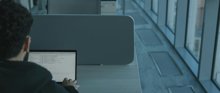 Согласно новому исследованию, эти мужчины больше всего чувствуют себя одинокими на рабочем месте.