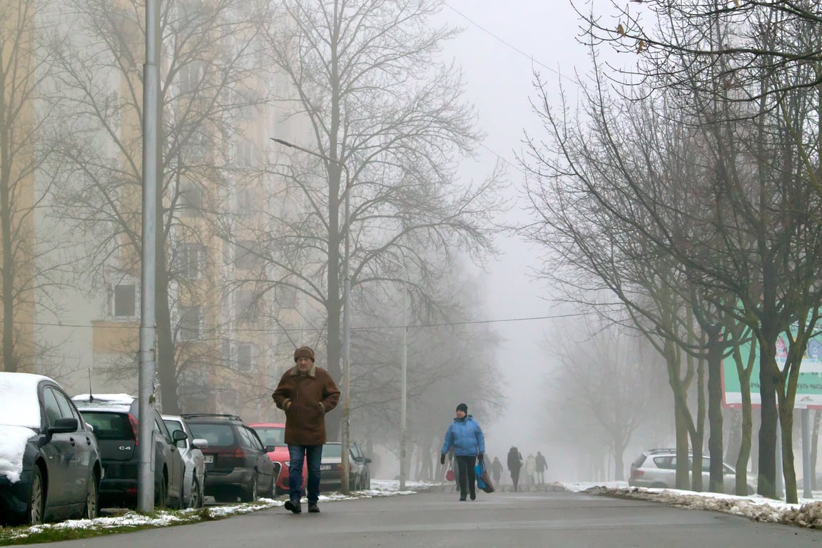 Аномальный туман над Витебском. Фото Сергея Серебро