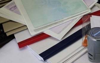 В Брестской области бухгалтер похитила 500 000 рублей у работодателей и проиграла в казино. Как наказали?