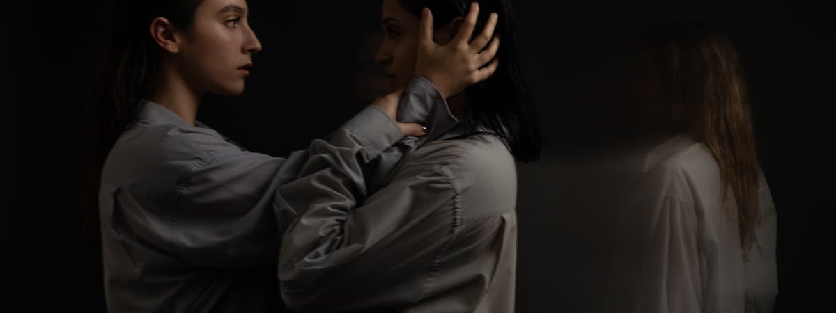 Стимулирующая политика мировых центробанков помогает биткоину удержать уровень $100 тыс.