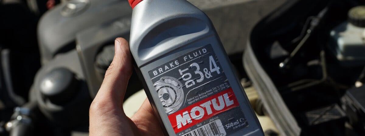 «Игра в „русскую рулетку“» — Следователи Минщины отметили рост числа отравлений суррогатным алкоголем и техническими жидкостями