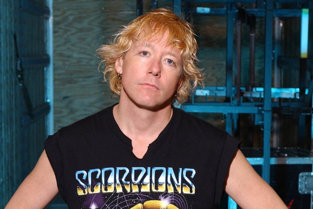 Умер бывший барабанщик Scorpions Джеймс Коттак