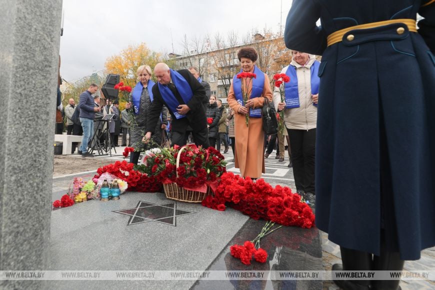 Обновленную мемориальную зону в память о жертвах брестского гетто открыли в Бресте