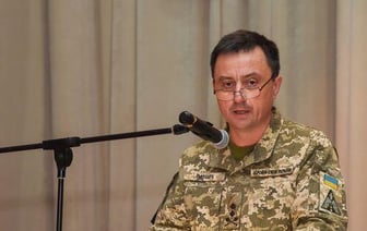 Зеленский из-за крушения F-16 уволил командующего ВВС Олещука