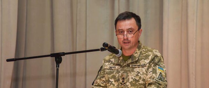 Зеленский из-за крушения F-16 уволил командующего ВВС Олещука