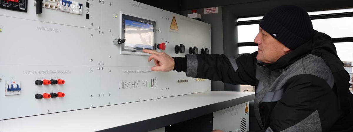 Находит повреждения и проводит испытания подстанций — в Гродно у энергетиков появилась мобильная лаборатория