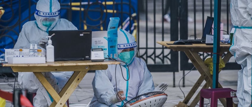 Два банка отменили ограничения по операциям. Вы оцените, если собираетесь за границу