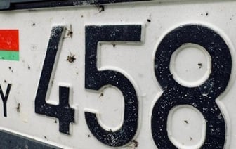 Латвия обязала вывезти все белорусские авто до 31 октября
