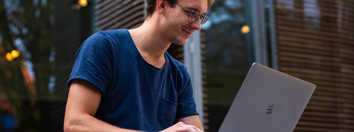 Макс Ферстаппен досрочно стал четырехкратным чемпионом "Формулы-1"