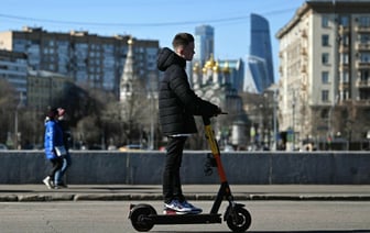 В ГАИ Минска объяснили, надо ли вызывать инспекторов при столкновении пешехода с электросамокатом