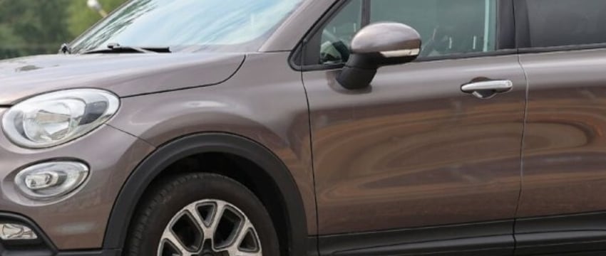 «Контрактный мотор из Владивостока — $600». Белорус пригнал Fiat 500X и четыре года не знает горя (почти)
