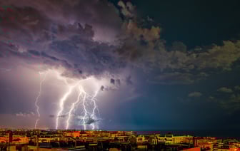 Оранжевый уровень опасности из-за грозы в Витебской области