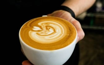 Врач назвал полезное количество чашек кофе в день