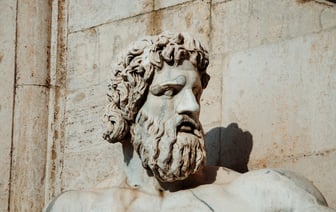 Правительство запретило ввозить в Беларусь произведенные в Литве колготы и чулки