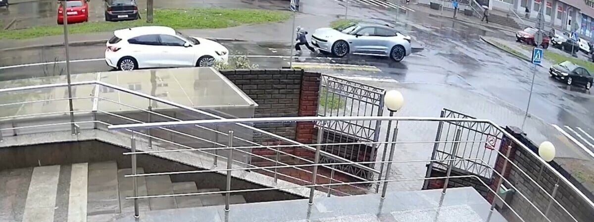 ДТП в Минске: наезд легковушки на 8-летнюю девочку