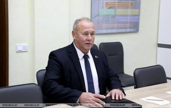 Генерал-майор Бобриков подал документы в ЦИК для выдвижения кандидатом в президенты Беларуси — Видео