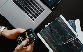 Криптобиржа Binance добавила поддержку Apple Pay и Google Pay