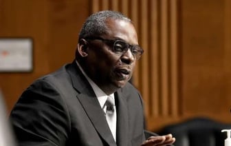 Заболевшего раком главу Пентагона выписали из больницы