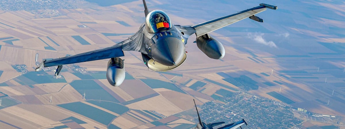 Bloomberg: Украина получила первую партию самолетов F-16