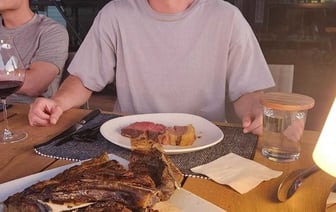 Марк Цукерберг открыл ферму с коровами «мирового класса». Их питанию позавидуют многие