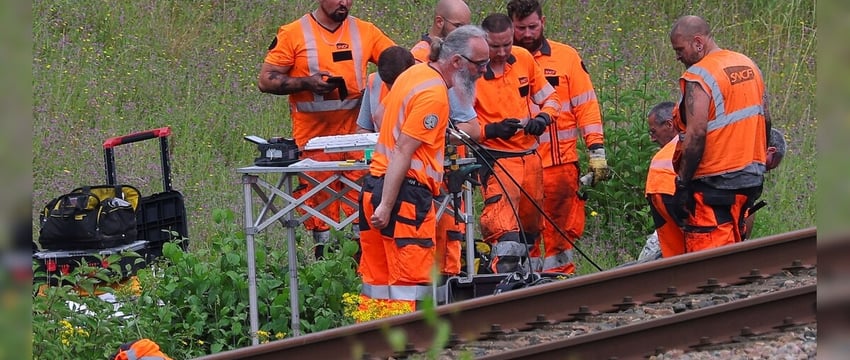 Начальник Французских Железных Дорог объявил, что поезда будут курсировать в обычном режиме с понедельника после диверсии.