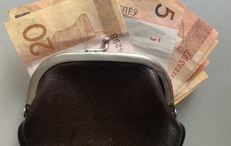 В феврале пенсии и пособия белорусов заметно вырастут. Какими будут прибавки?