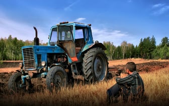 Уголовное дело в отношении тракториста за кражи в Островецком районе
