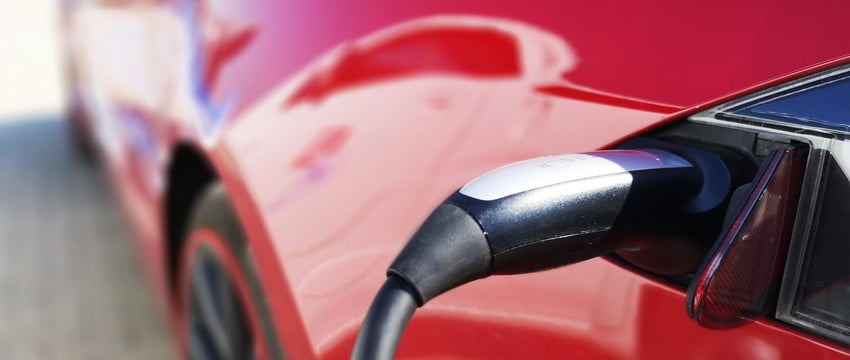 Жители Витебска смогут заряжать свои «Tesla» прямо у торговых центров. Через несколько лет