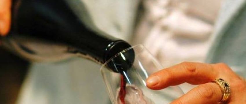 Какие дозы алкоголя приводят к поражению органов — рассказал врач