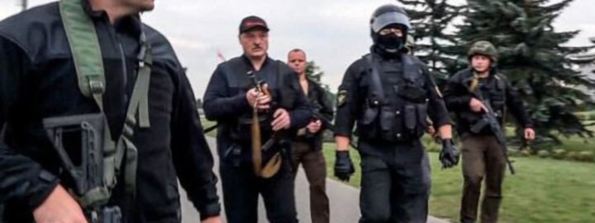 «Мы сели с ним в вертолет и полетели. Мать его взвыла». Лукашенко — об «оппозиционном сыне» и новых обещаниях смены власти в Беларуси