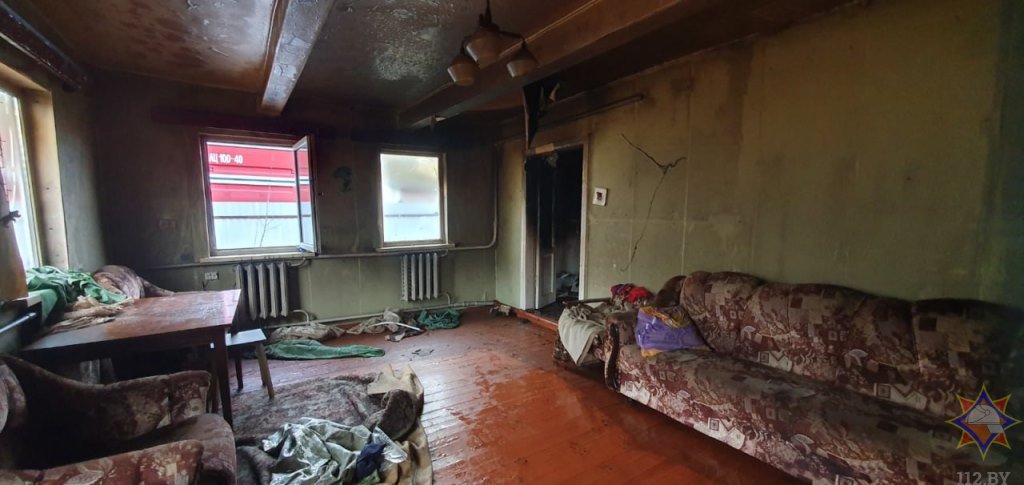 Мужчину спасли при пожаре в Кобринском районе