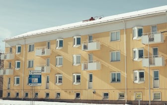 Количество жертв обстрела жилого дома в Одессе достигло 10 человек; среди них трое детей