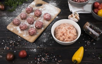 Замените панировочные сухари в котлетах этим неожиданным продуктом. Ваш организм скажет спасибо — Полезно