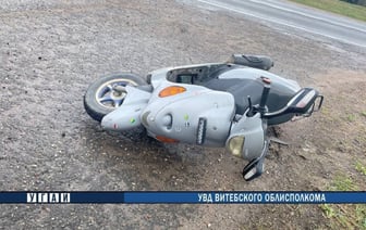 Подросток, катавшийся на скутере, пострадал в ДТП в Поставском районе