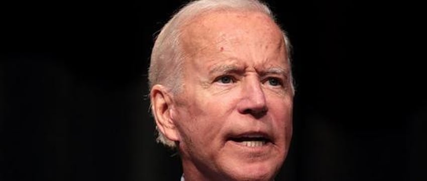 "Это безмозгло и постыдно": Байден обрушился с критикой на Трампа