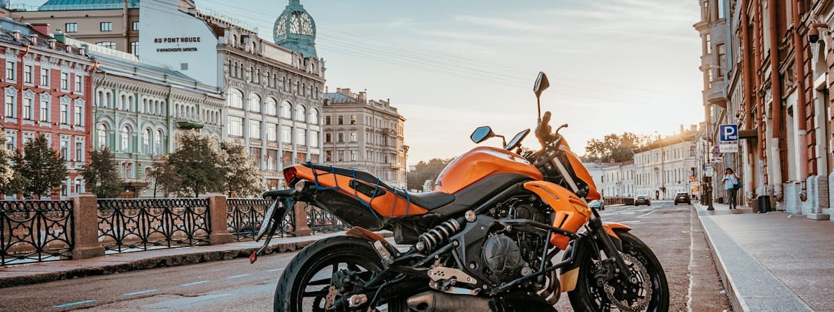 В РФ хотят запретить предприятиям закупать импортное оборудование при наличии местных аналогов