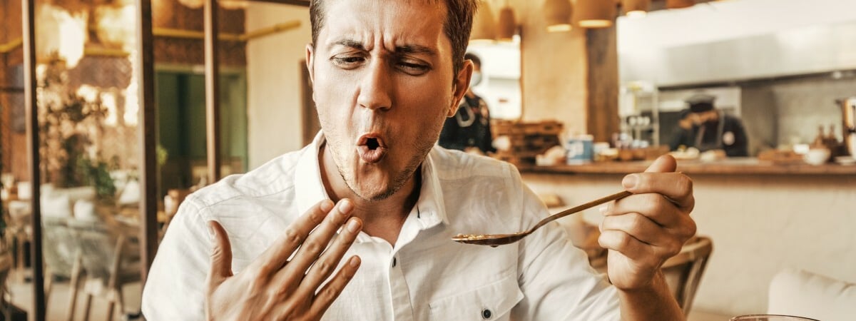 Эта дешевая пряность поможет белорусам поднять настроение и улучшить пищеварение. Как приготовить чай и массажное масло? — Полезно