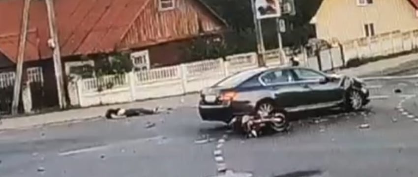 Сломаны ребра и травмы головы. Жёсткое ДТП произошло в Гродно с участием мотоциклиста