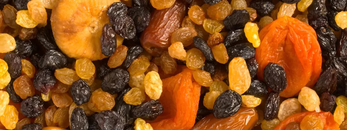 Эту ошибку после покупки кураги и изюма допускают многие белорусы. Запомните правило 30 минут — Полезно