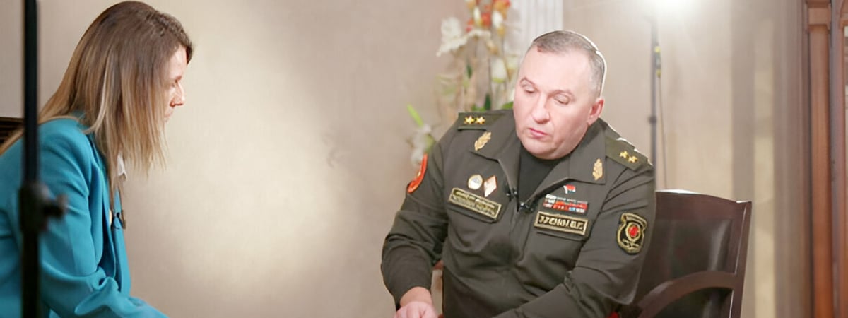 Министр обороны Беларуси пообещал сбивать самолеты НАТО