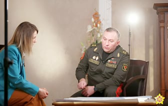 Министр обороны Беларуси пообещал сбивать самолеты НАТО